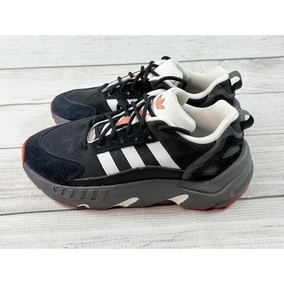 Women Adidas ZX 22 Boost Running Shoes Sneakers White Grey GX8662 Size 7 - Picture 2 of 8